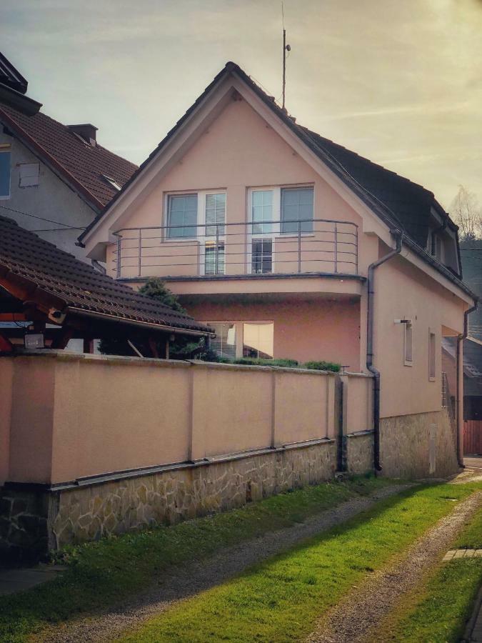 Rekreacny Dom Sablatura Villa Bölényfalu Kültér fotó